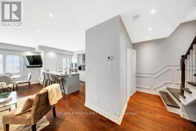 160 - 601 Shoreline Drive N, Mississauga, ON - Indoor