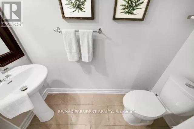 160 - 601 Shoreline Drive N, Mississauga, ON - Indoor Photo Showing Bathroom