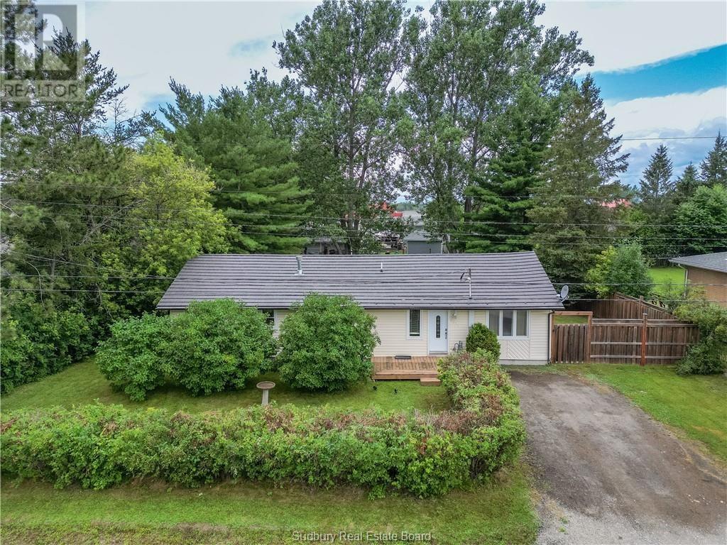4511 Beaver Avenue, Hanmer, ON - Outdoor