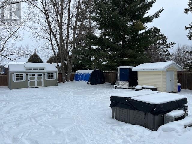 4511 Beaver Avenue, Hanmer, ON - Outdoor