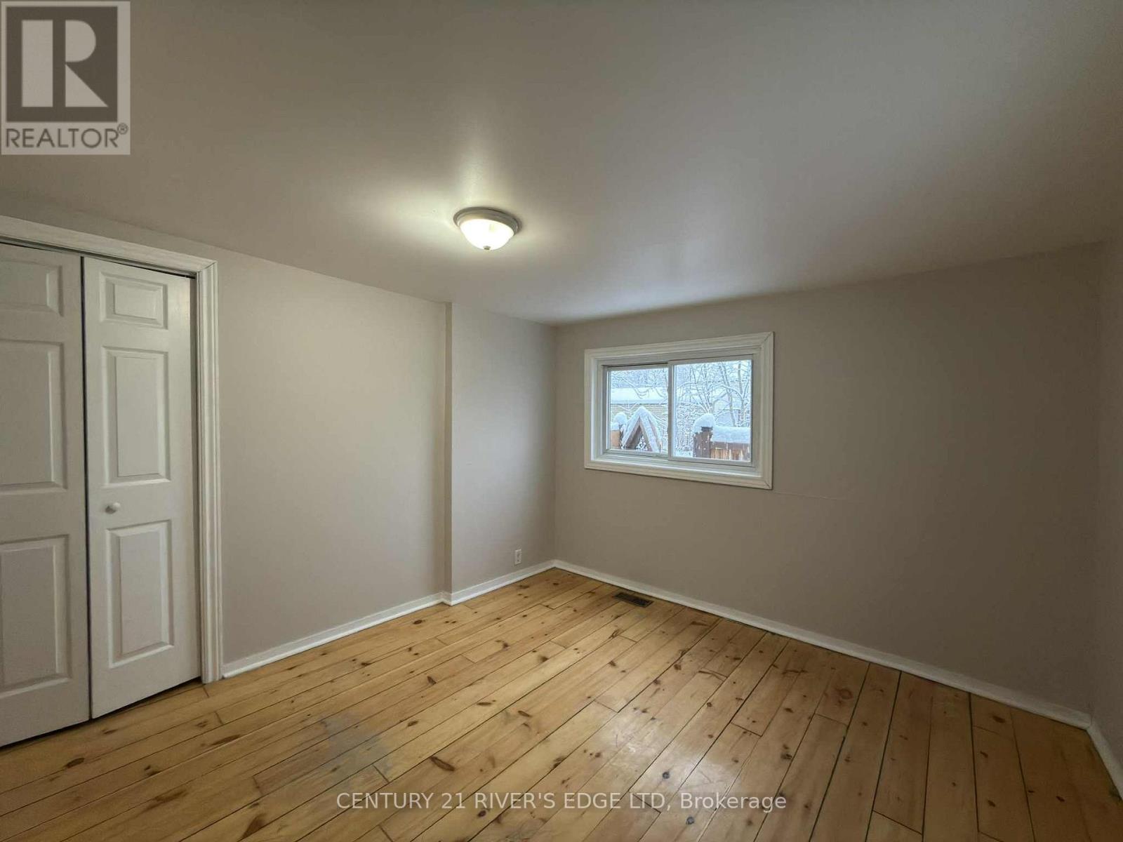 12 Pearl Street E, Brockville, ON - Indoor Photo Showing Other Room