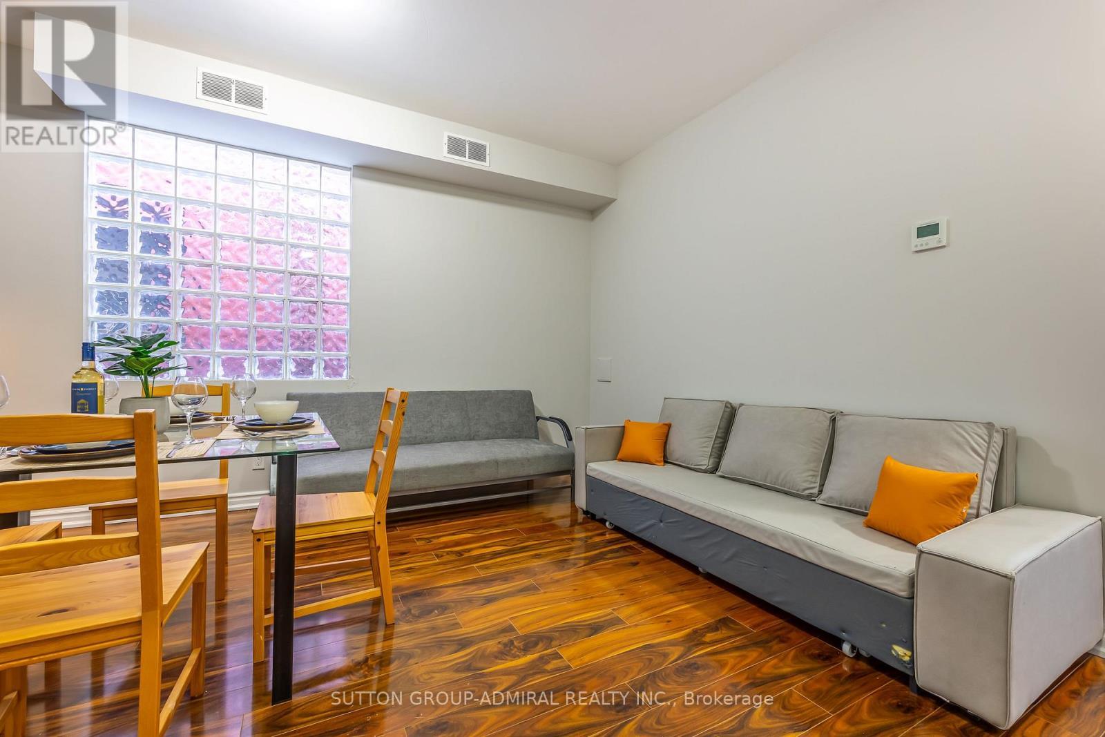 4497 Queen Street, Niagara Falls, ON