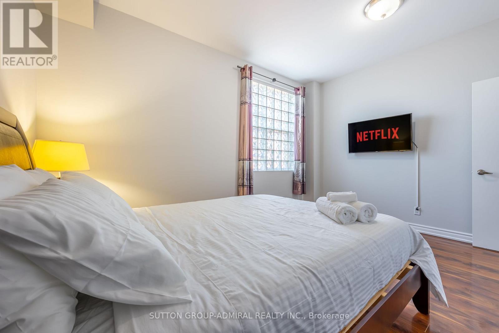 4497 Queen Street, Niagara Falls, ON