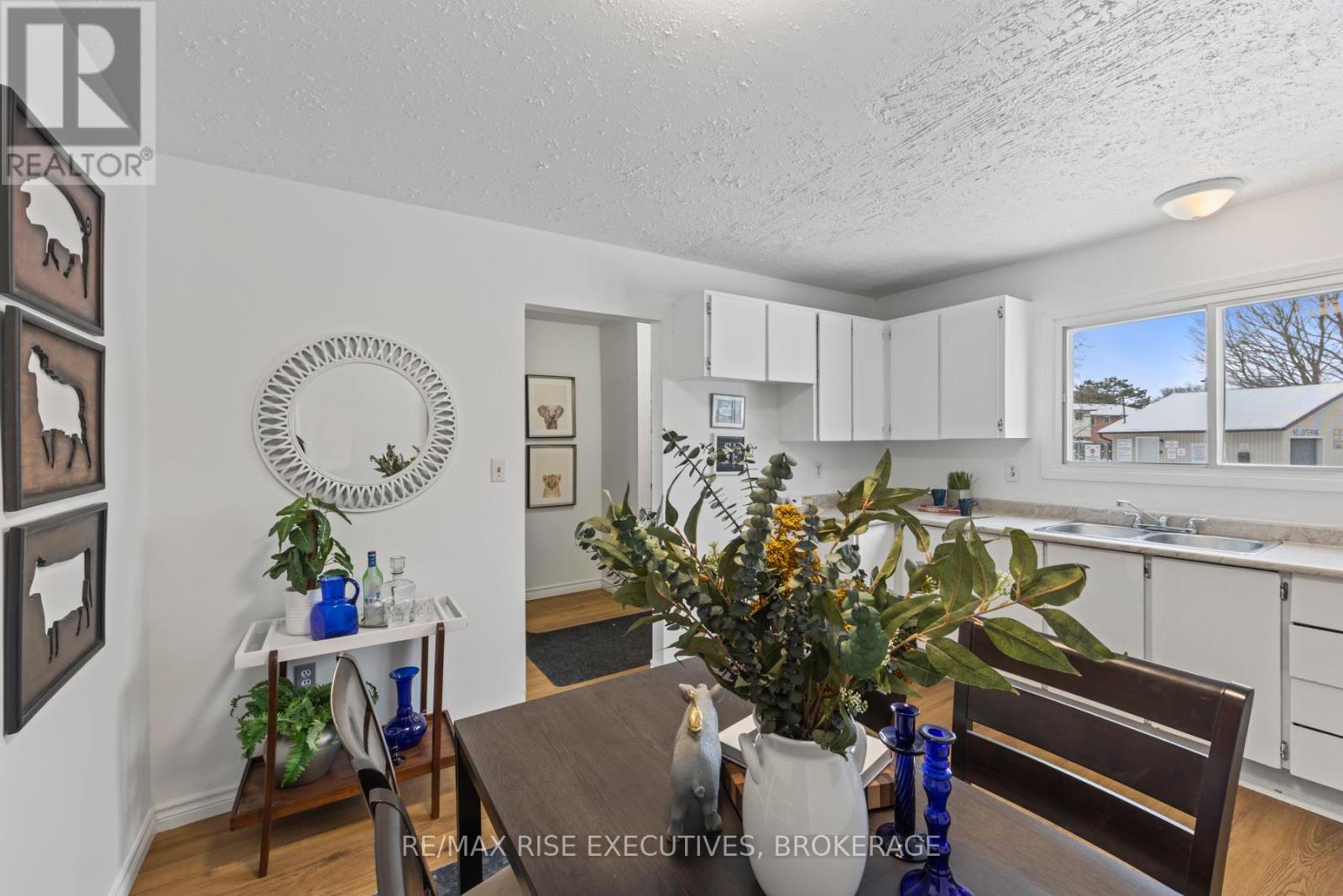 173 - 777 Ashwood Drive, Kingston (South Of Taylor-Kidd Blvd), ON - Indoor Photo Showing Kitchen With Double Sink