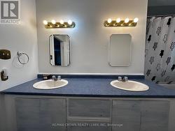 double sinks -