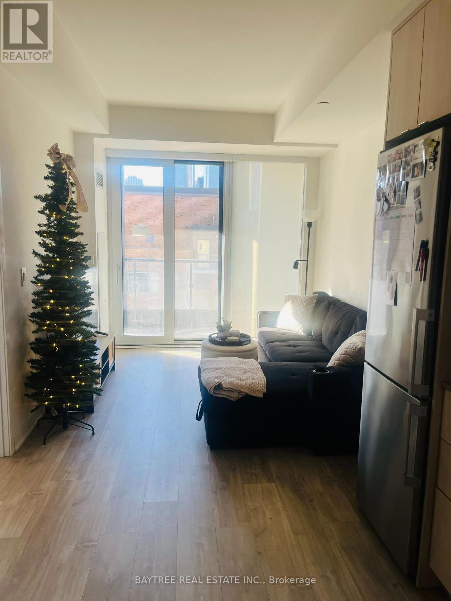 653 - 121 Lower Sherbourne Street, Toronto, ON - Indoor