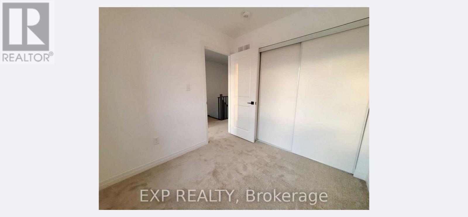 19 Fairlane Avenue, Barrie, ON - Indoor Photo Showing Other Room