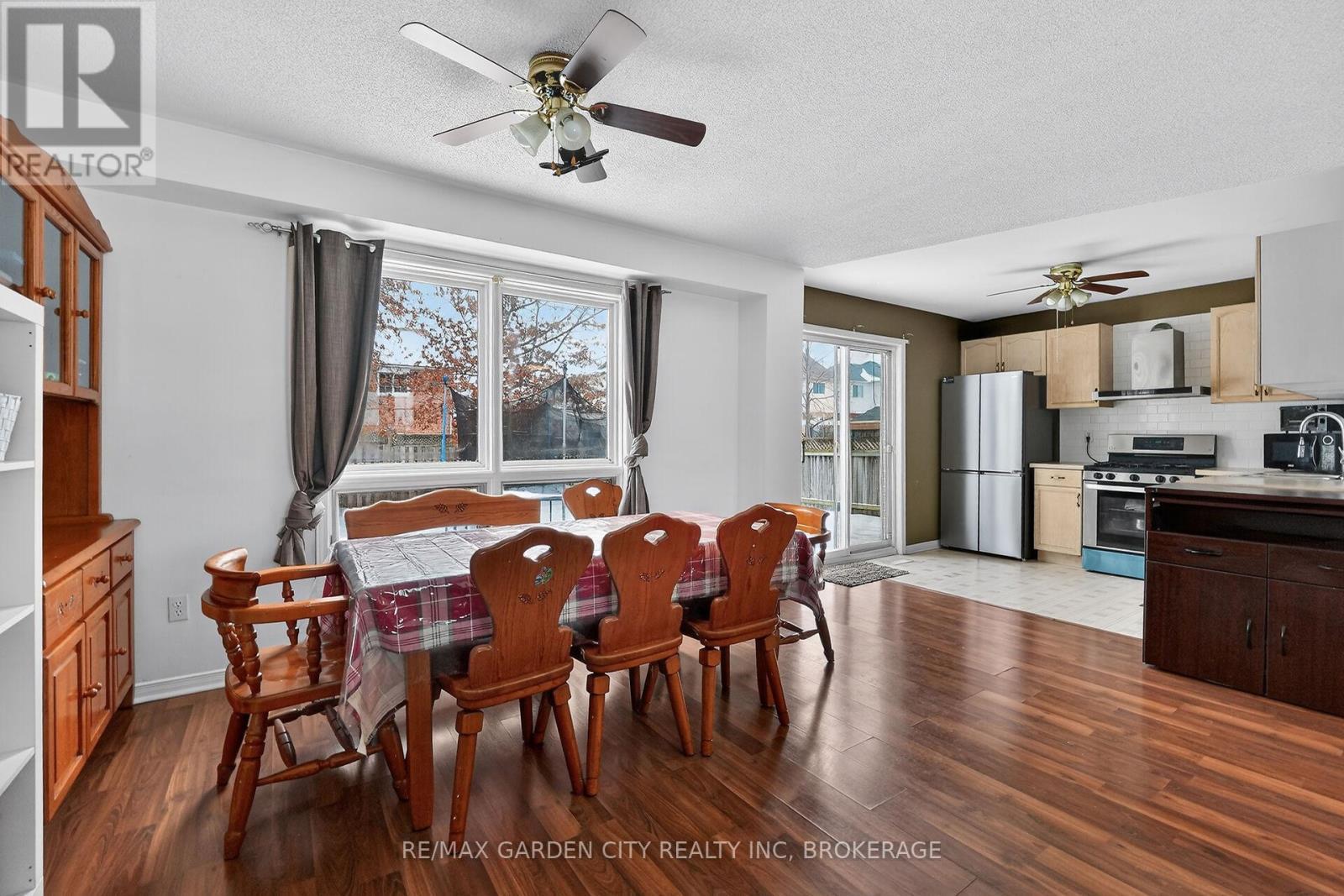 Open Concept Main Floor - 218 Confederation Avenue, Thorold (Confederation Heights), ON - Indoor