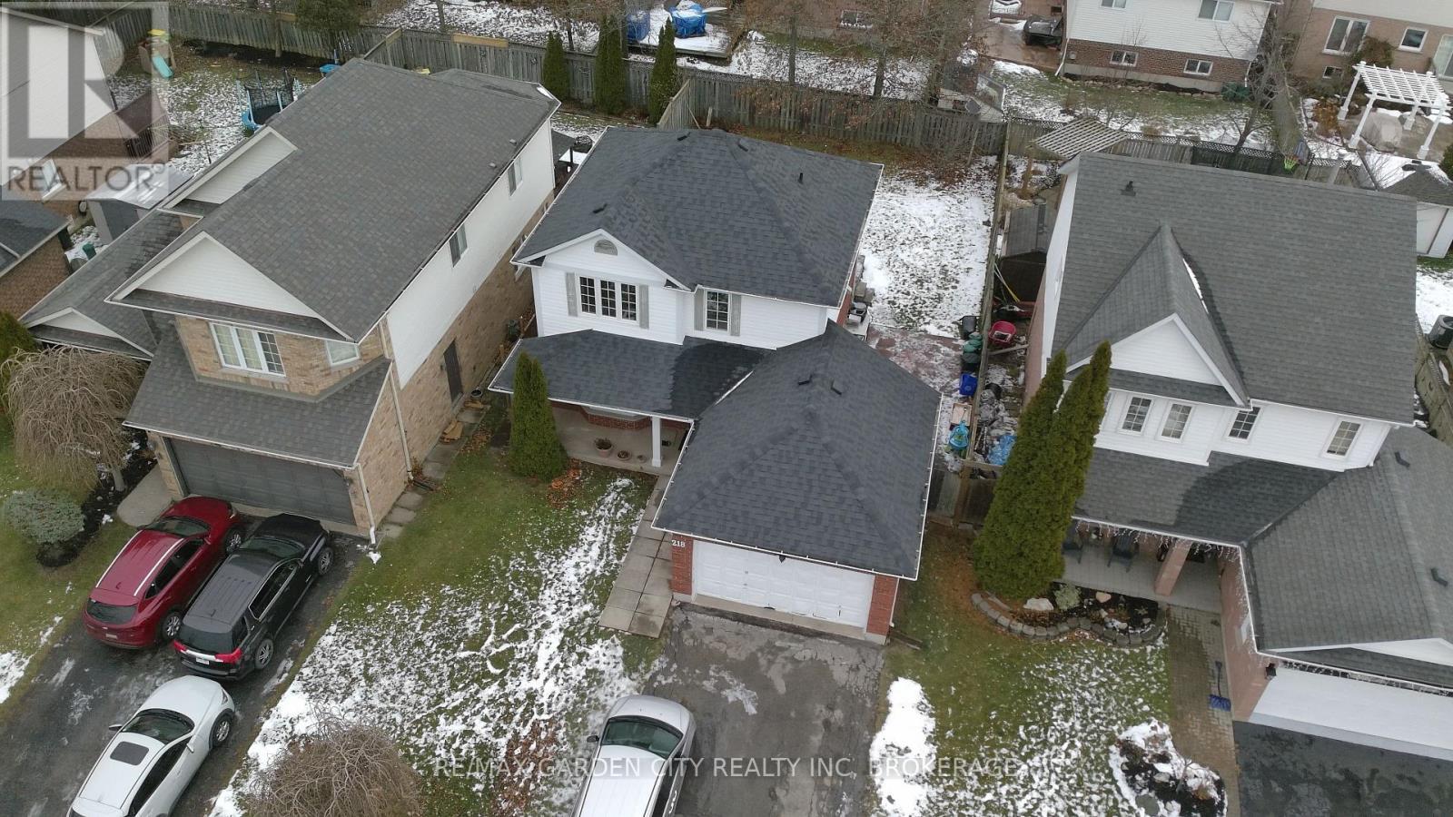 New roof 2018 - 218 Confederation Avenue, Thorold (Confederation Heights), ON - Outdoor