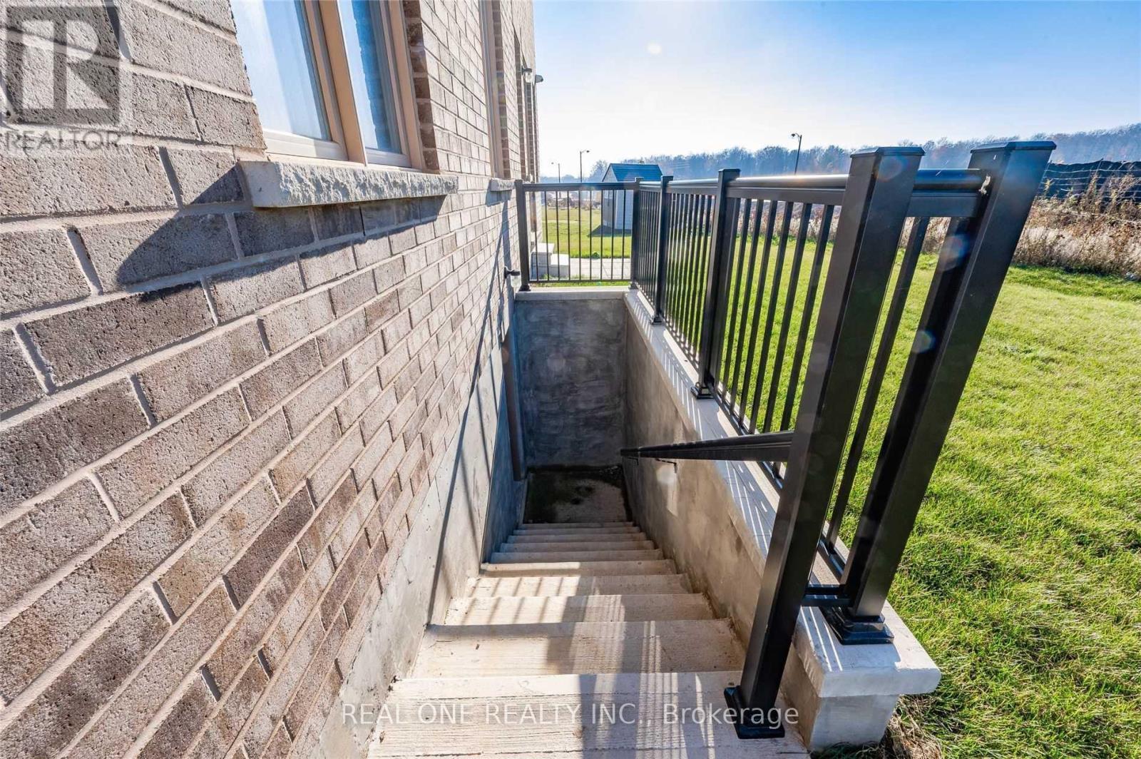 Bsmt - 3462 Clayton Trail, Oakville, ON - Outdoor