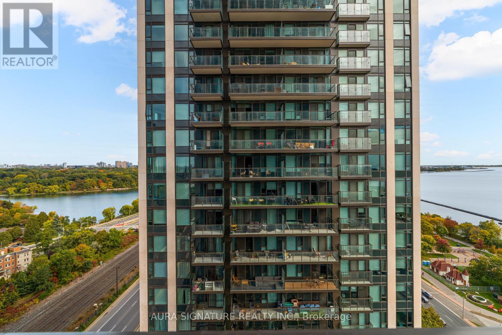 2205 - 1928 Lake Shore Boulevard W, Toronto, ON - Outdoor With Body Of Water With Facade