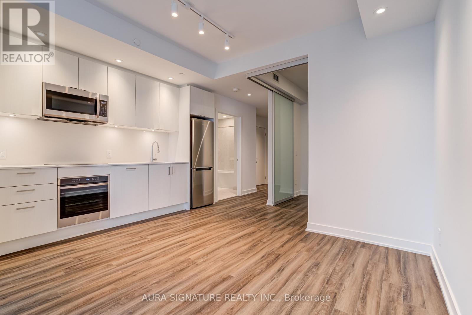 2205 - 1928 Lake Shore Boulevard W, Toronto, ON - Indoor Photo Showing Kitchen