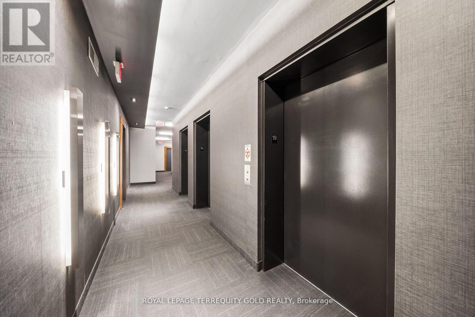 1901 - 105 George Street, Toronto, ON - Indoor Photo Showing Other Room