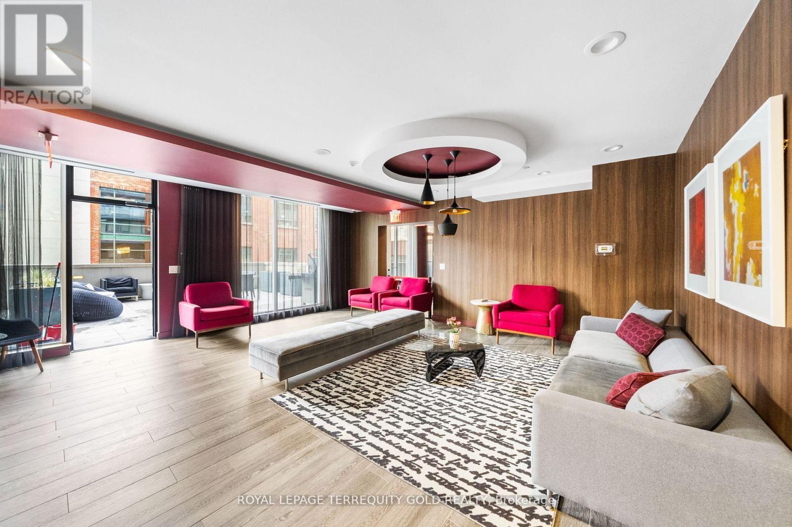 1901 - 105 George Street, Toronto, ON - Indoor