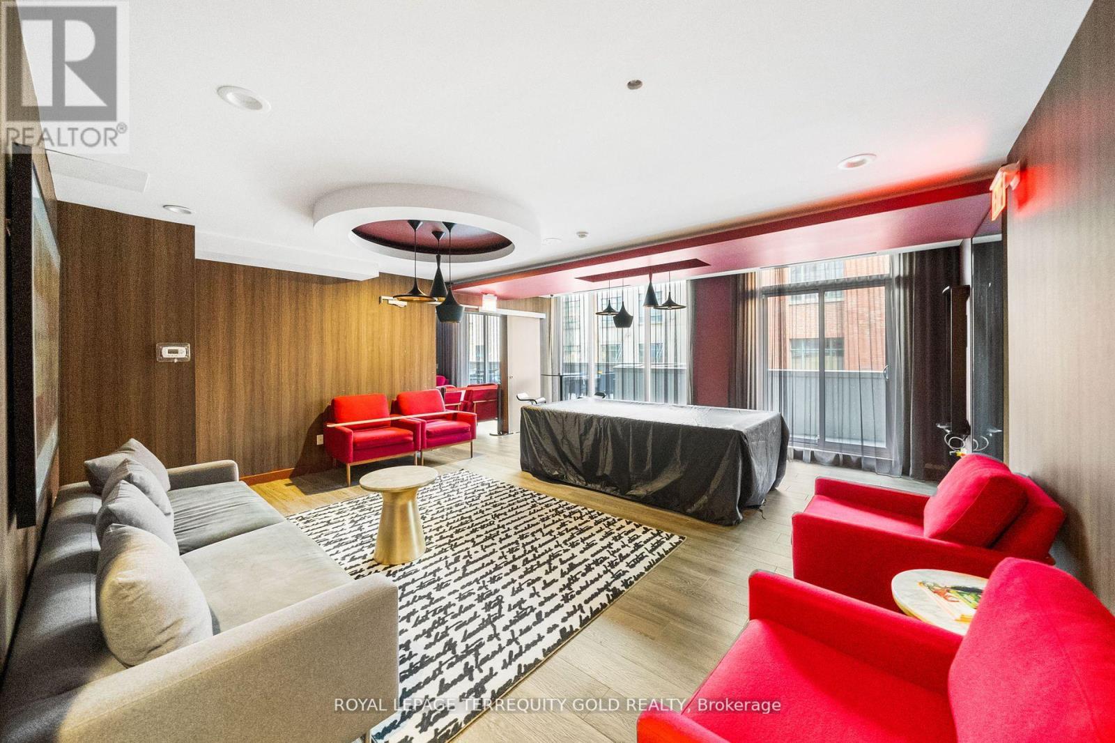 1901 - 105 George Street, Toronto, ON - Indoor