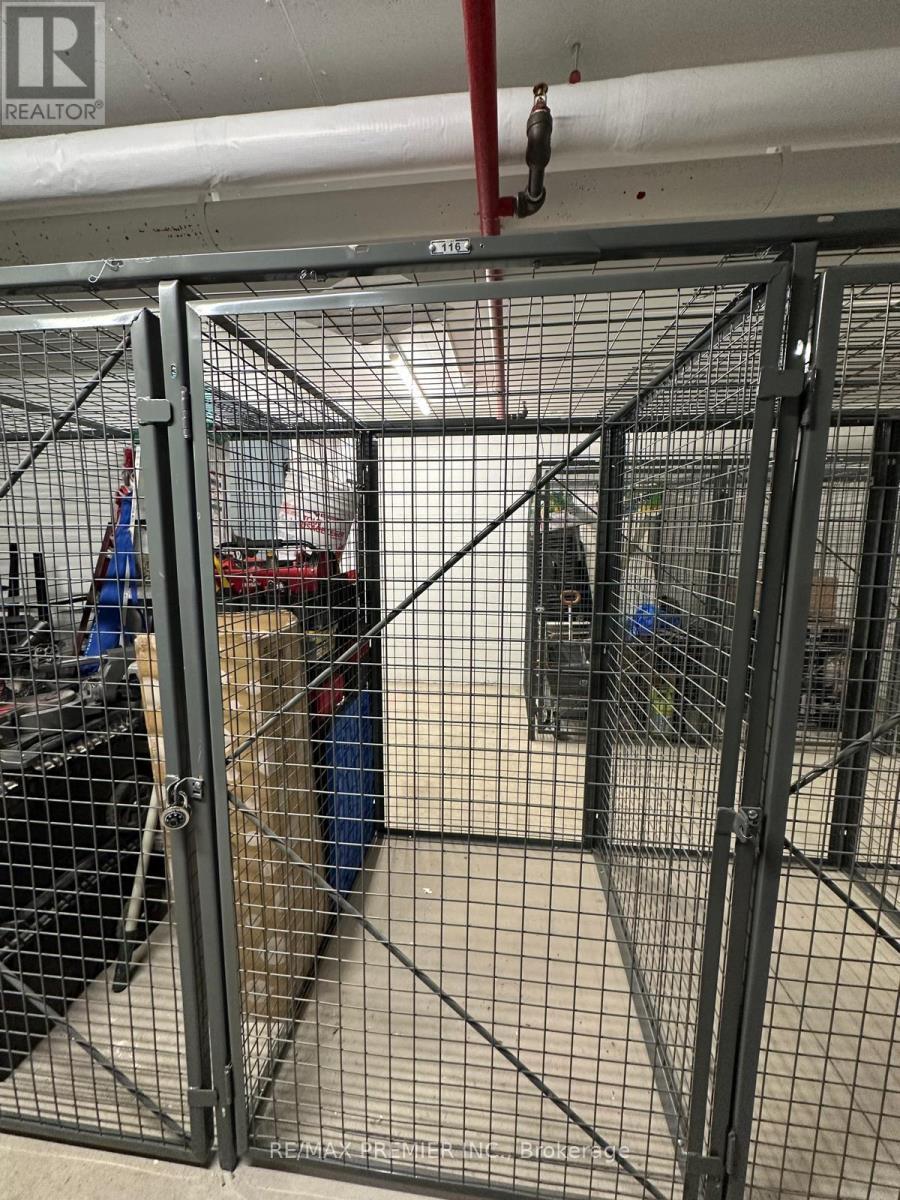 516 - 2501 Saw Whet Boulevard, Oakville, ON - Indoor