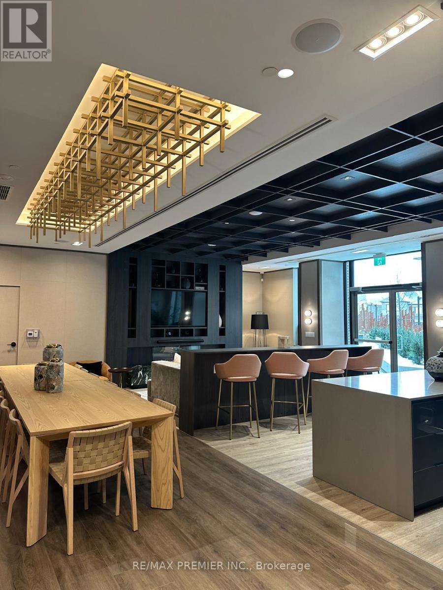 516 - 2501 Saw Whet Boulevard, Oakville, ON - Indoor