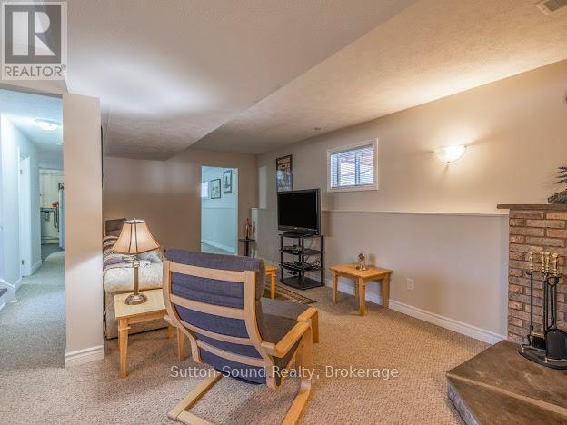 240135 Wilcox Side Road, Georgian Bluffs, ON - Indoor