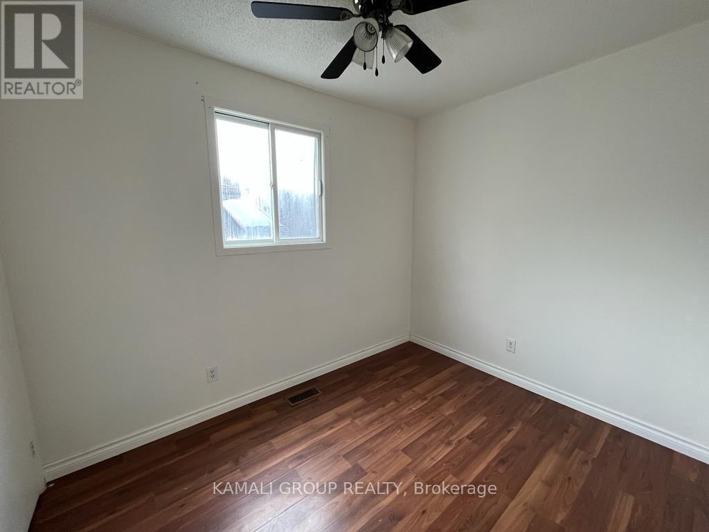 Bedroom with Window - Main - 38 Mayfair Drive, Welland, ON - Indoor Photo Showing Other Room