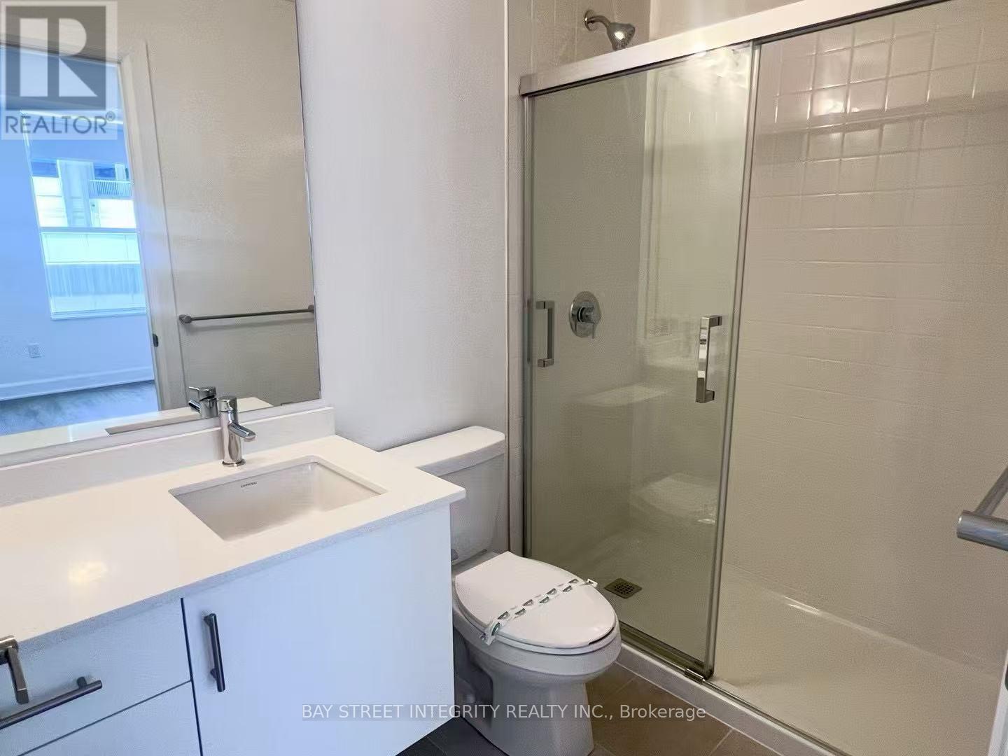 309 - 3240 William Coltson Avenue, Oakville, ON - Indoor Photo Showing Bathroom