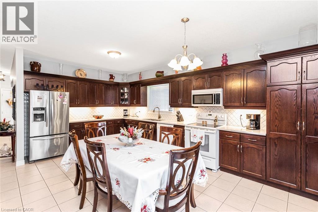 102 Erika Crescent, Hamilton, ON - Indoor