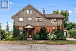 400 CENTRE STREET Pembroke, ON K8A 1J5