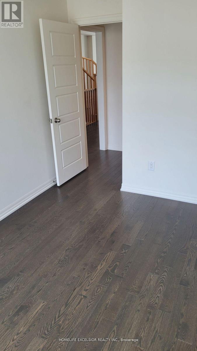 Den - use as a 4th BR, library, office... - 192 Tango Crescent, Newmarket, ON - Indoor Photo Showing Other Room