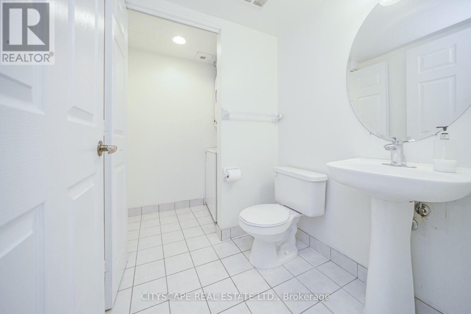 1002 - 710 Humberwood Blvd Boulevard, Toronto, ON - Indoor Photo Showing Bathroom