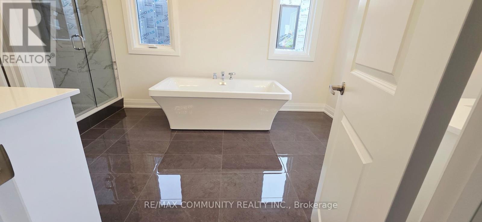 26 Aveena Road, Brampton, ON - Indoor Photo Showing Bathroom