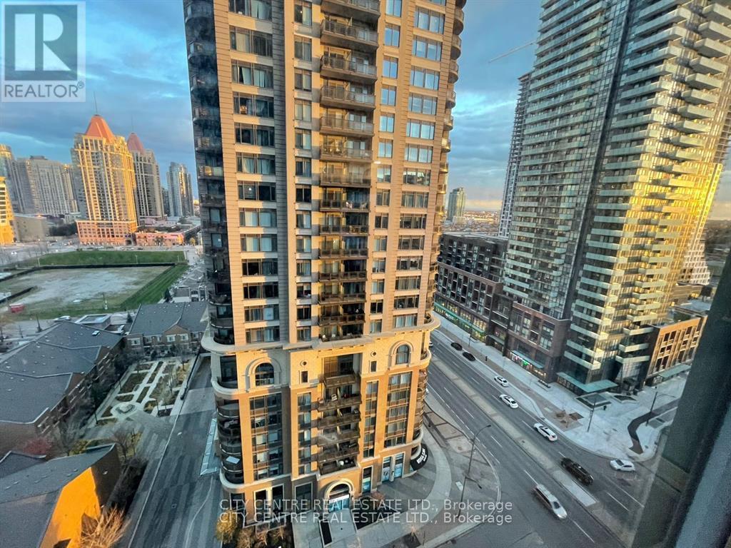 1406 - 395 Square One Drive, Mississauga, ON - Outdoor With Facade