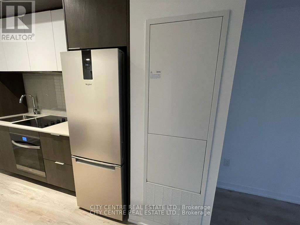 1406 - 395 Square One Drive, Mississauga, ON - Indoor