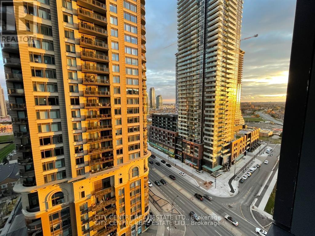1406 - 395 Square One Drive, Mississauga, ON - Indoor