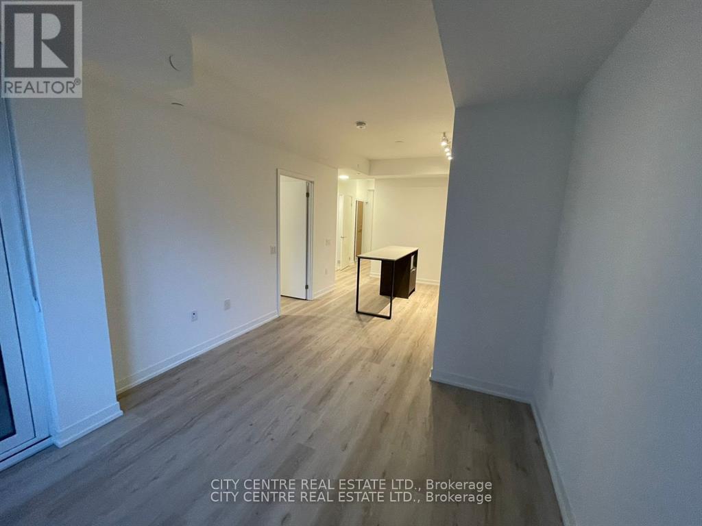 1406 - 395 Square One Drive, Mississauga, ON - Indoor Photo Showing Other Room
