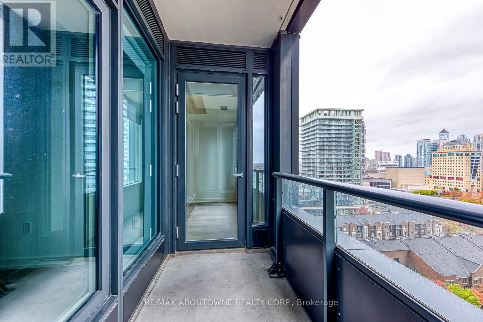 1106 - 395 Square One Drive, Mississauga, ON - Outdoor With Balcony With Exterior