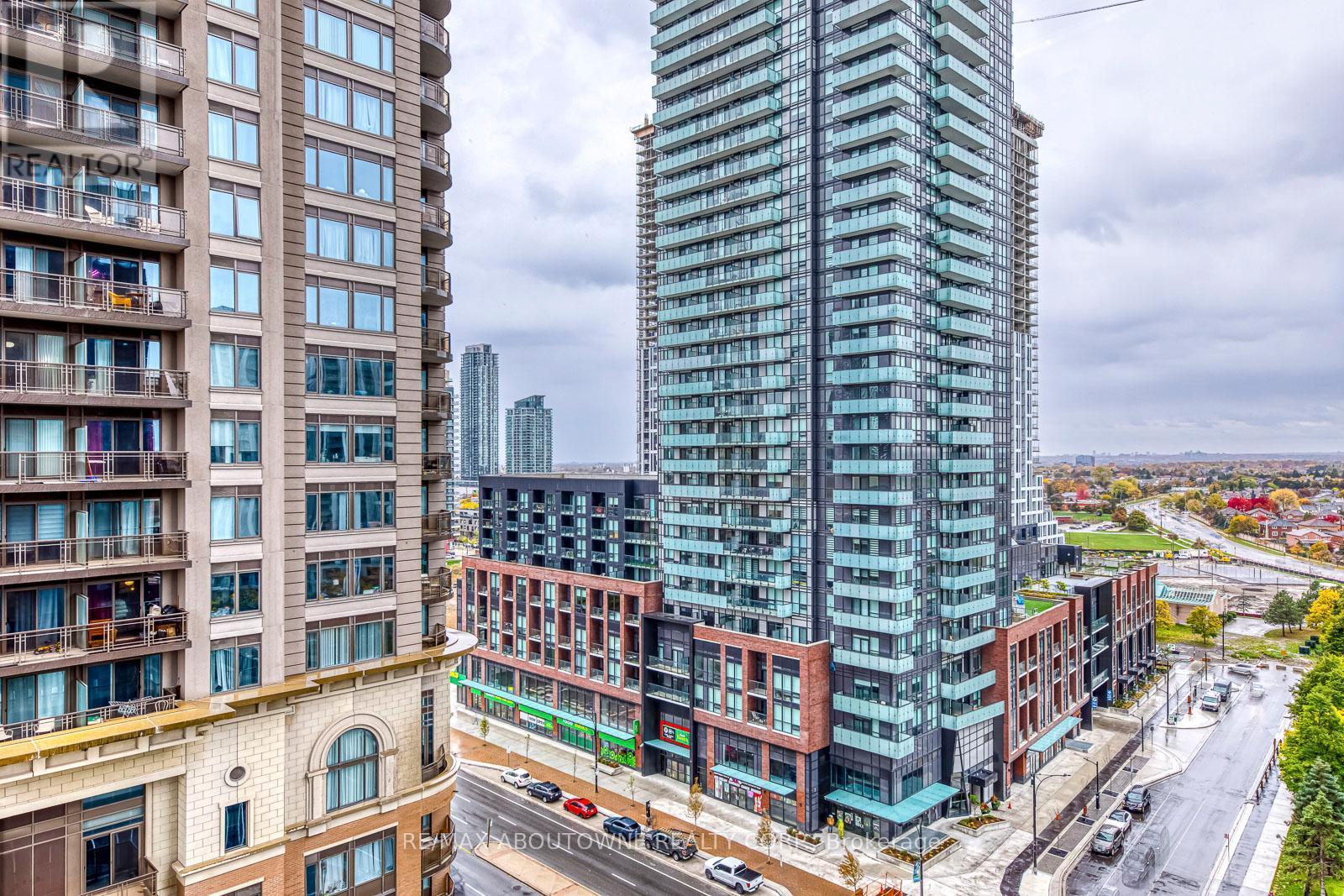 1106 - 395 Square One Drive, Mississauga, ON - Outdoor With Balcony With Facade