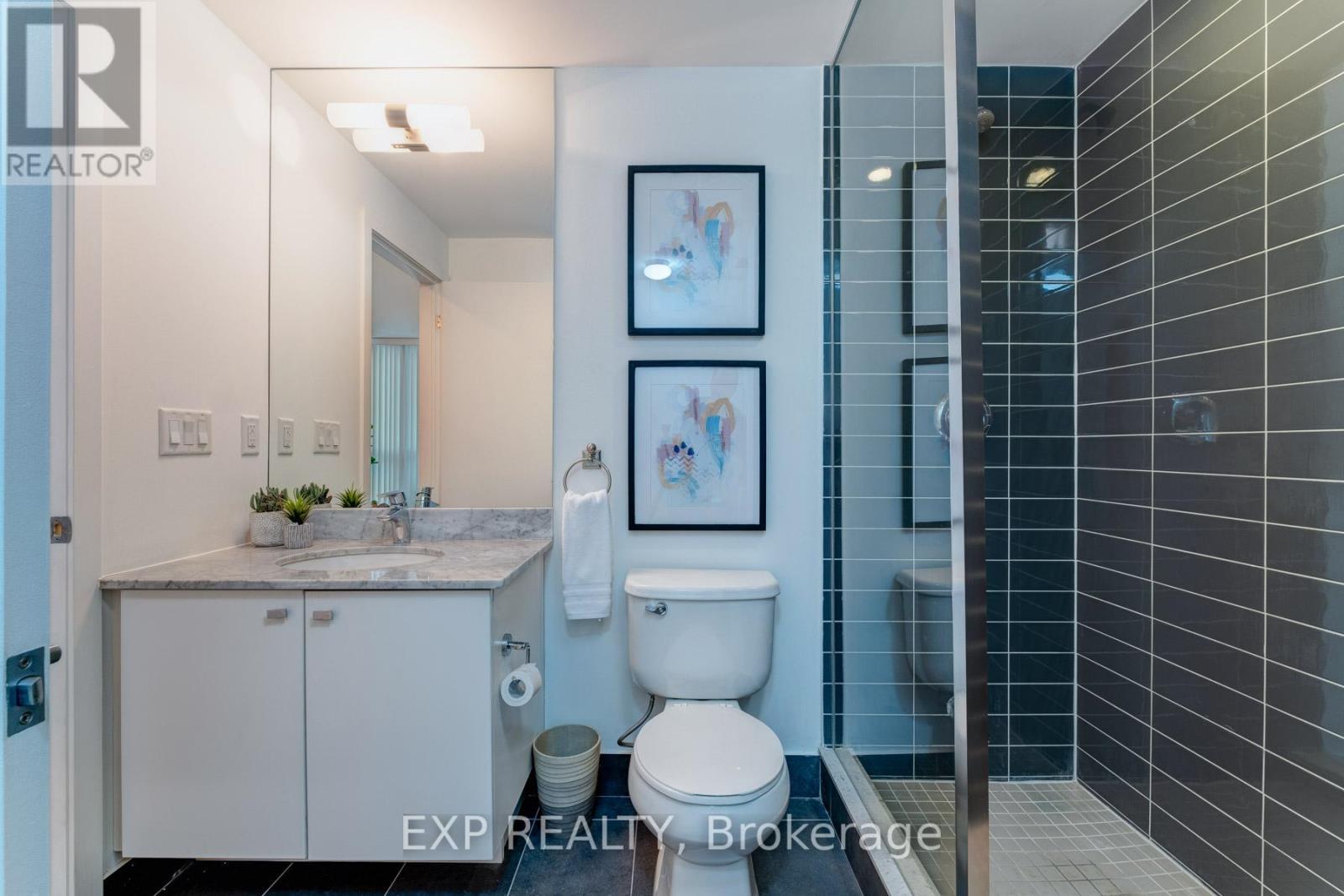 1512 - 69 Lynn Williams Street, Toronto, ON - Indoor Photo Showing Bathroom