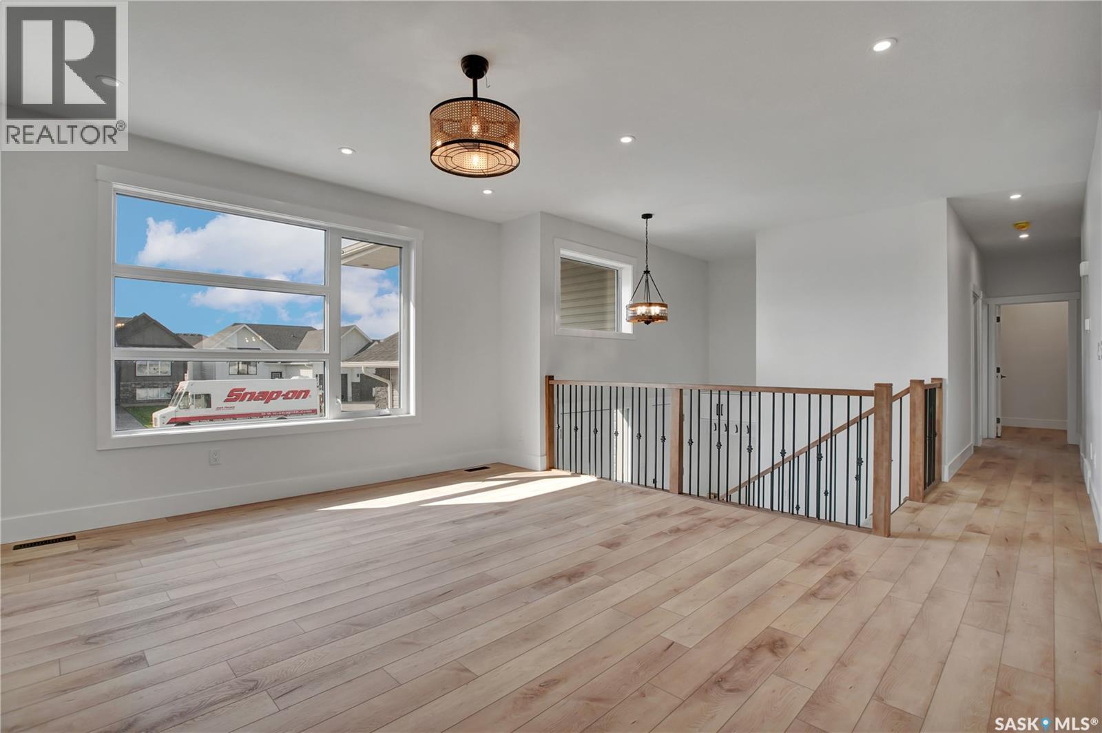 812 Woods Crescent, Warman, SK - Indoor Photo Showing Other Room