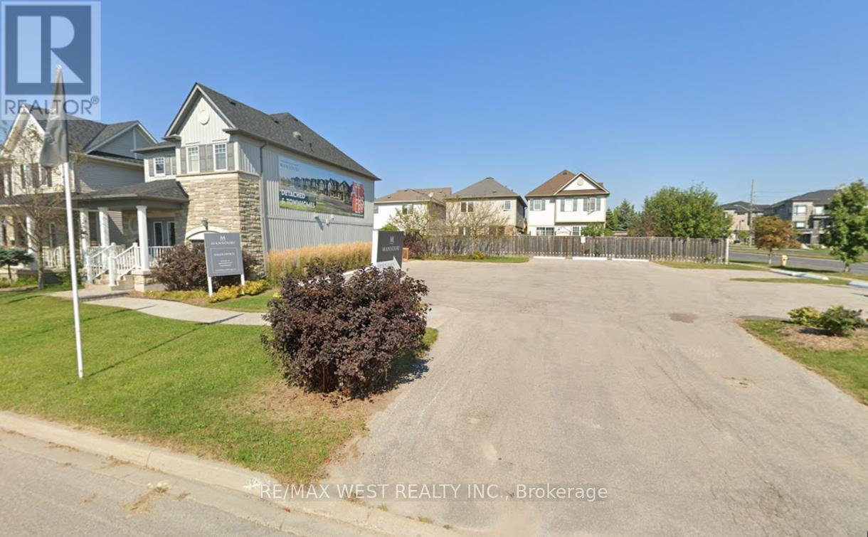 4 Seven Oaks Street, Whitby, ON
