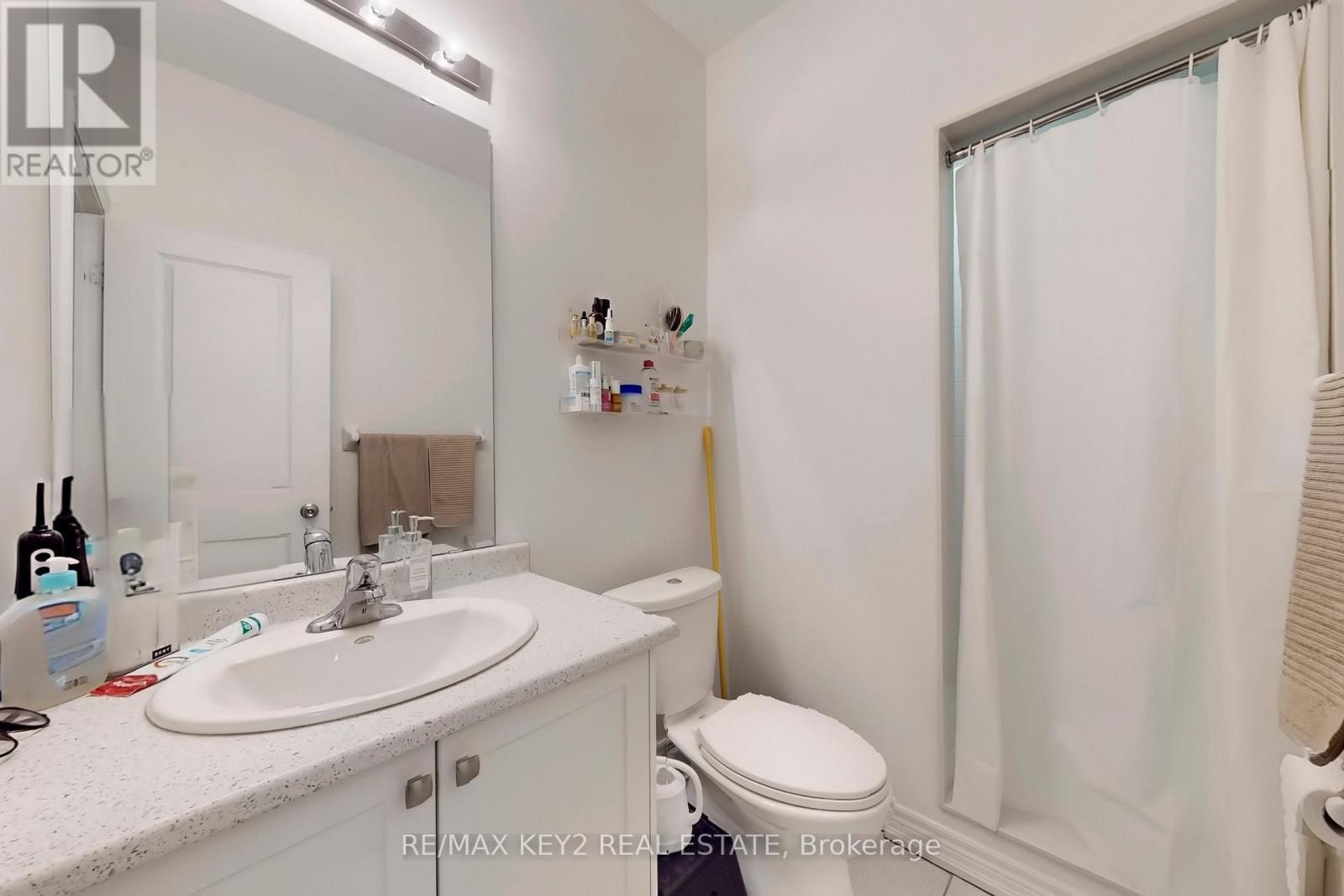 509 Littlewood Lane, Ajax, ON - Indoor Photo Showing Bathroom