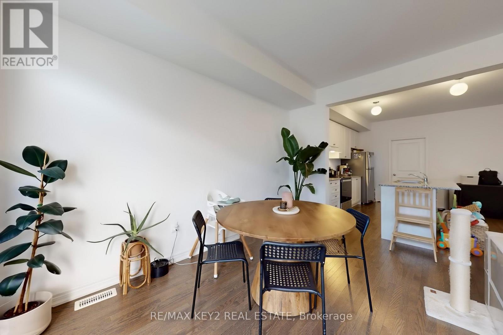 509 Littlewood Lane, Ajax, ON - Indoor Photo Showing Dining Room