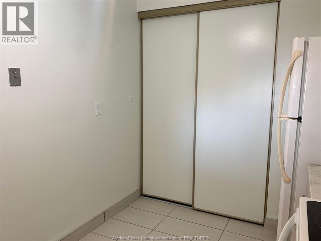 75 Riverside Drive East Unit# 410, Windsor, ON - Indoor Photo Showing Other Room