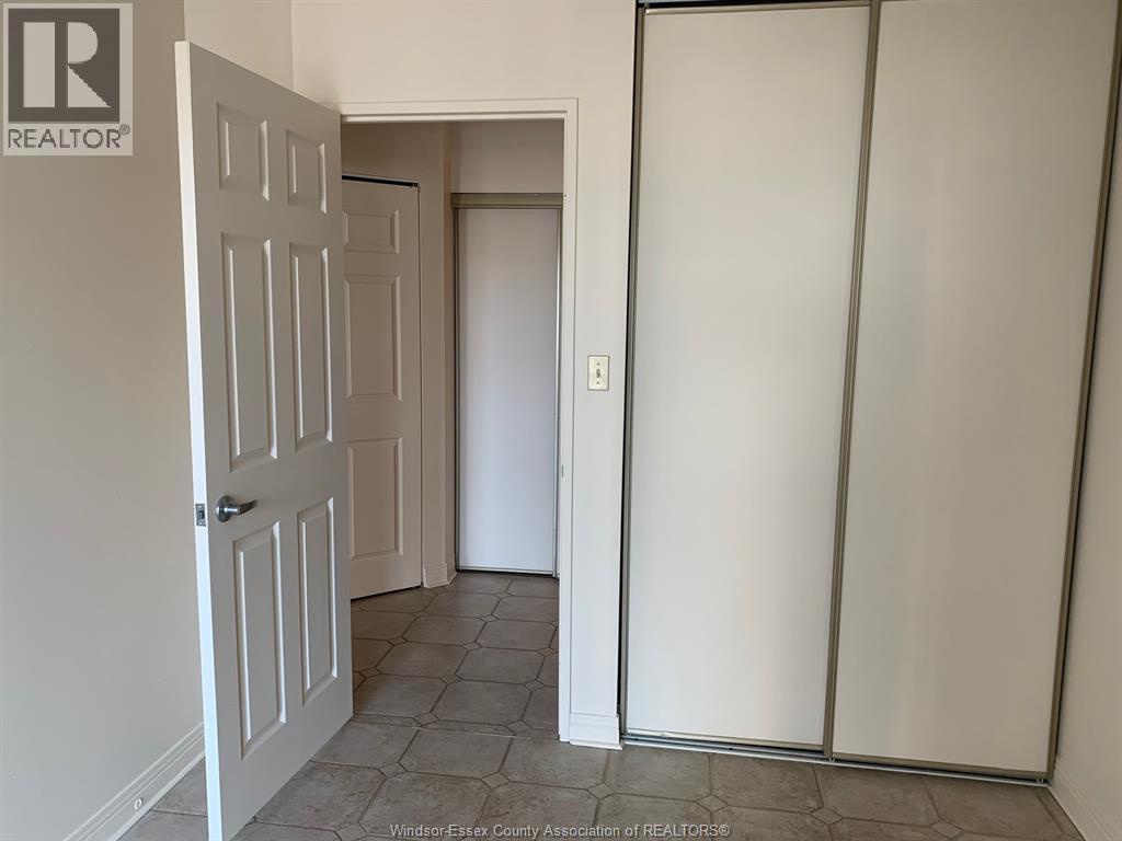 75 Riverside Drive East Unit# 410, Windsor, ON - Indoor Photo Showing Other Room