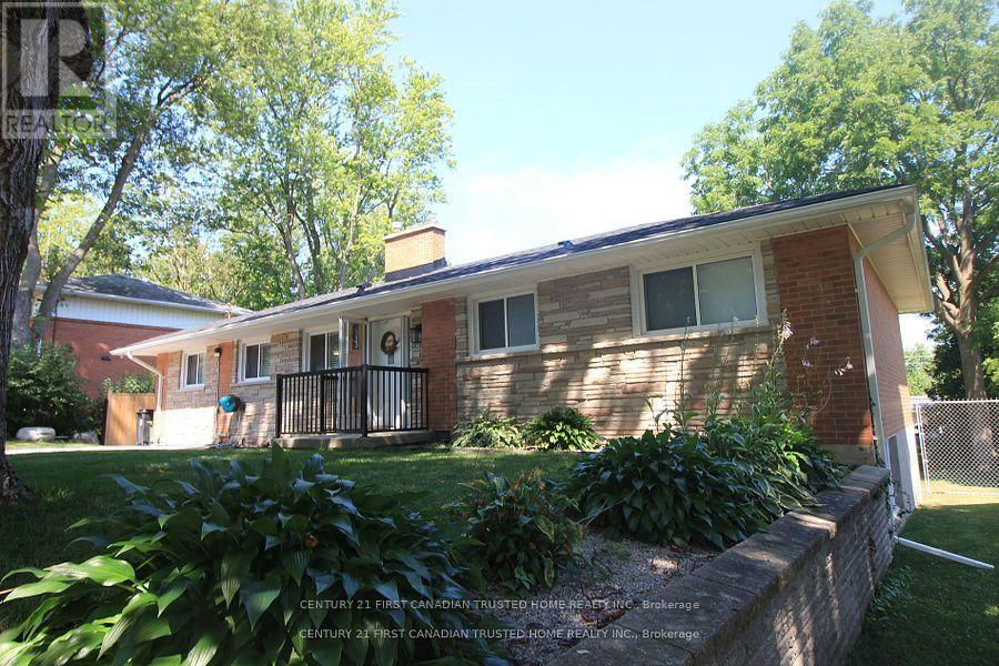 133 Deer Park Circle W, London North (North P), ON