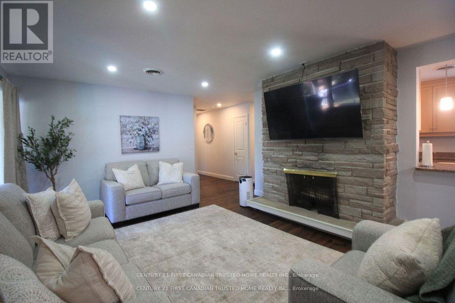 133 Deer Park Circle W, London North (North P), ON