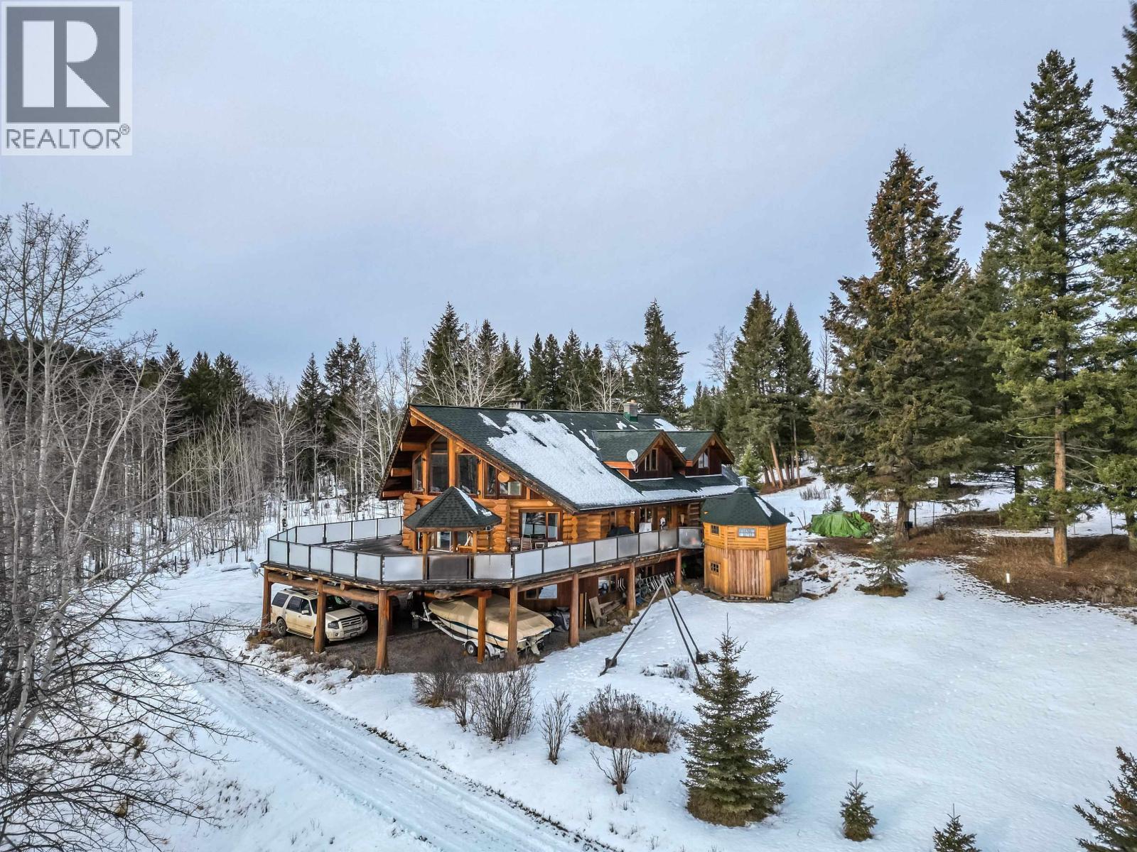 5565 Backvalley Road, 100 Mile House, BC - Outdoor With Deck Patio Veranda