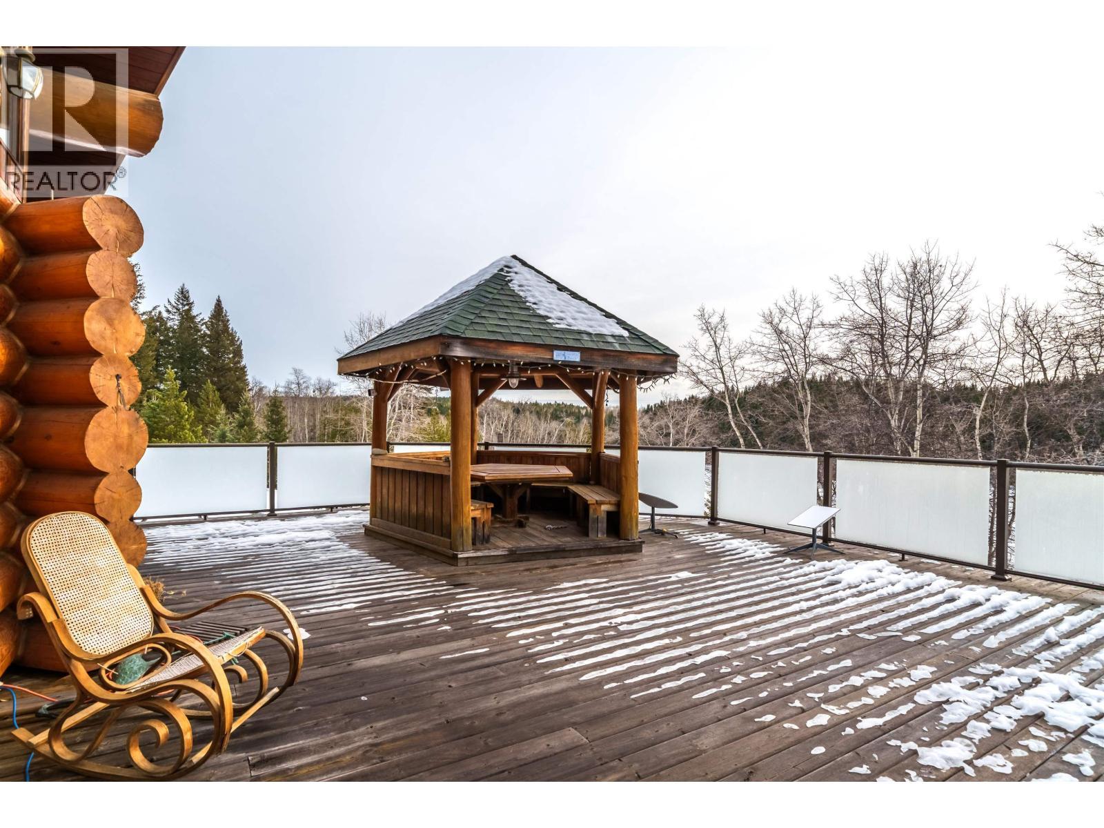 5565 Backvalley Road, 100 Mile House, BC - Outdoor With Deck Patio Veranda