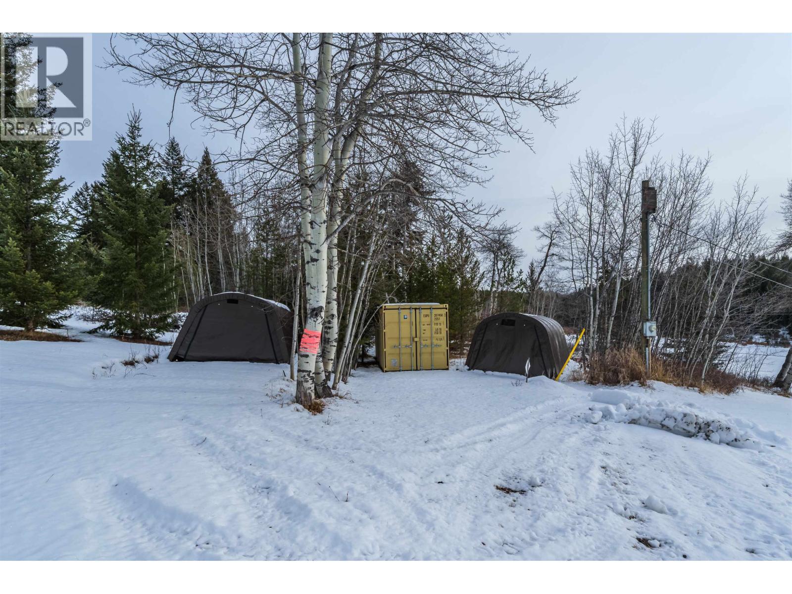 5565 Backvalley Road, 100 Mile House, BC - Outdoor