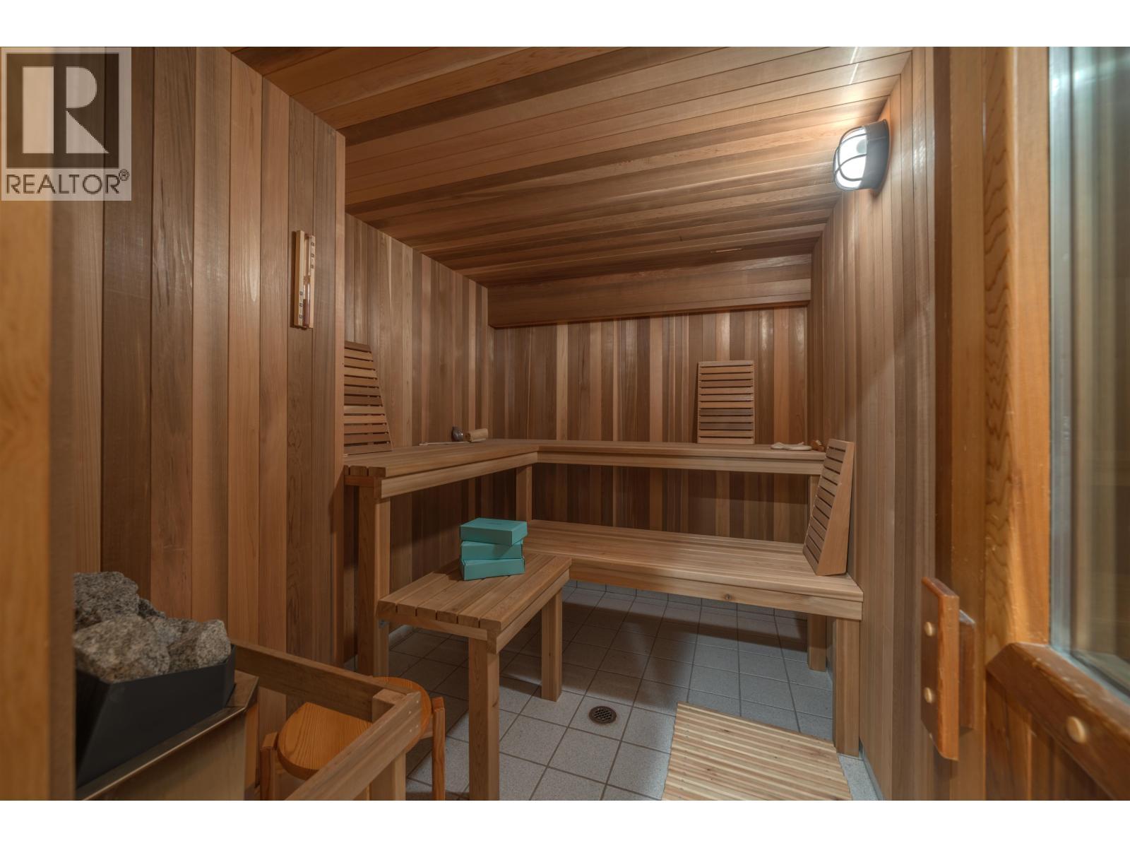 5565 Backvalley Road, 100 Mile House, BC - Indoor Photo Showing Other Room