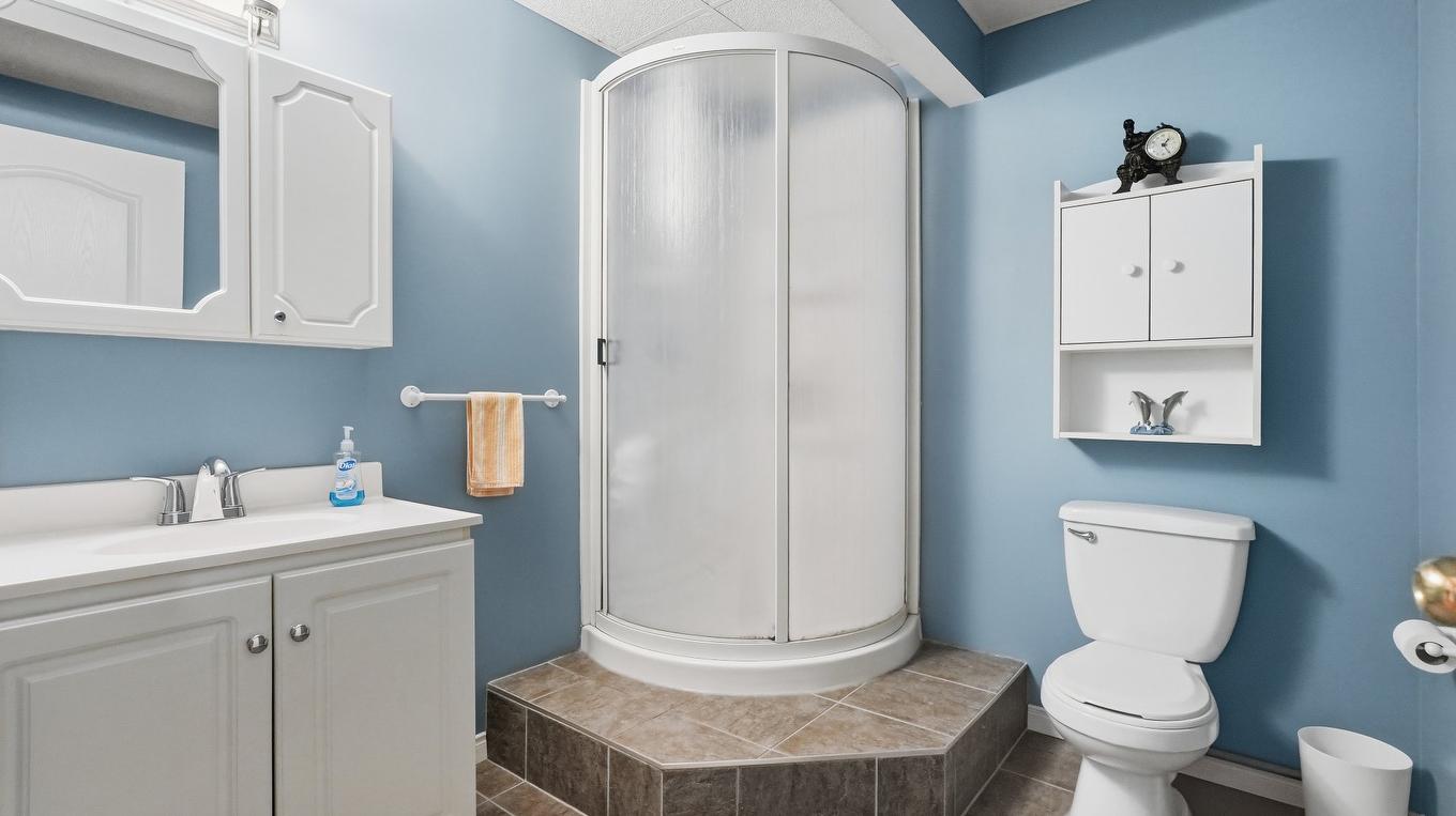 Salle de bains - 795 36E Rue, Saint-Georges, QC - Indoor Photo Showing Bathroom