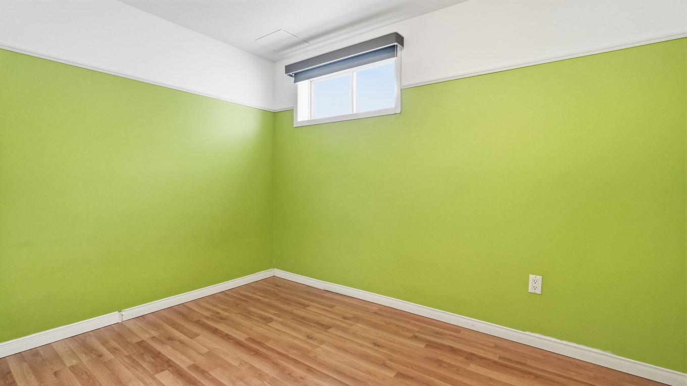 Chambre à coucher - 795 36E Rue, Saint-Georges, QC - Indoor Photo Showing Other Room